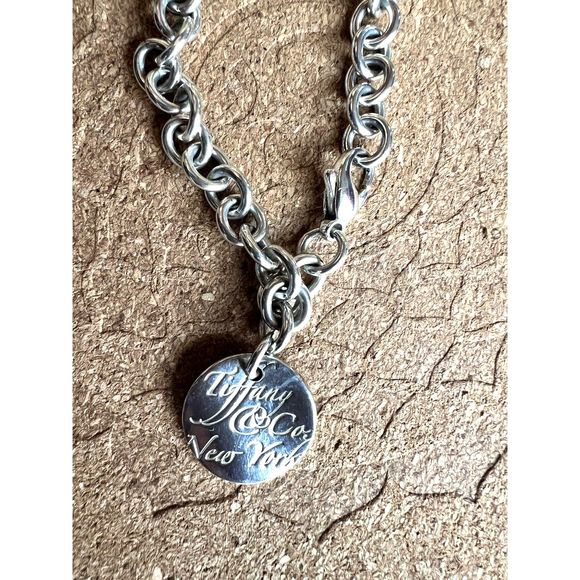 Authentic Guaranteed, Tiffany & Co. Love Notes bracelet, Sterling Silver 925 - Picture 2 of 7